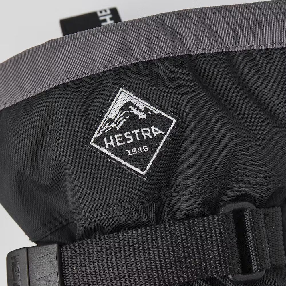 Hestra Gauntlet Czone Jr 3-Finger Ski Gloves Black 6-7 yrs only