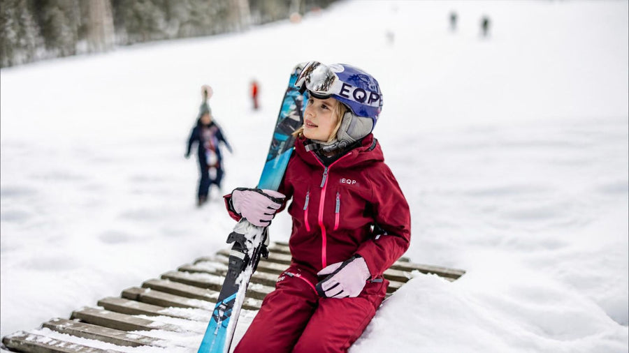 C-Zone vs GORE-TEX: Which Hestra Ski Gloves Are Best for Your Child?
