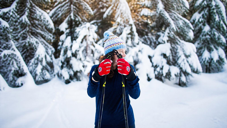 Mittens vs Gloves: Which Is Better for Your Child?
