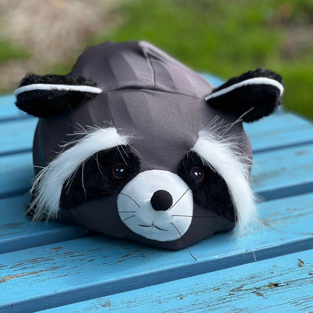 CoolCasc Raccoon Ski Helmet Cover