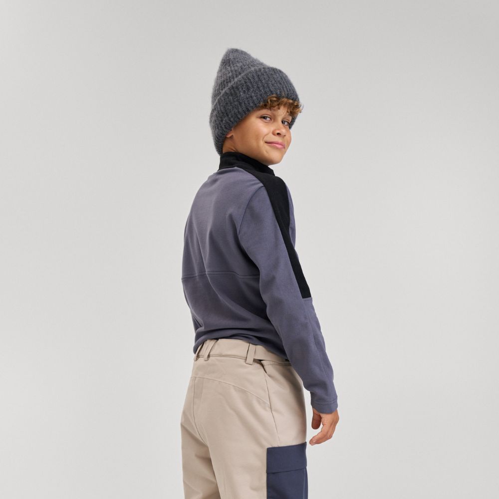 Reima Laduille Mid Layer, Soft Black - Perfect for skiing 