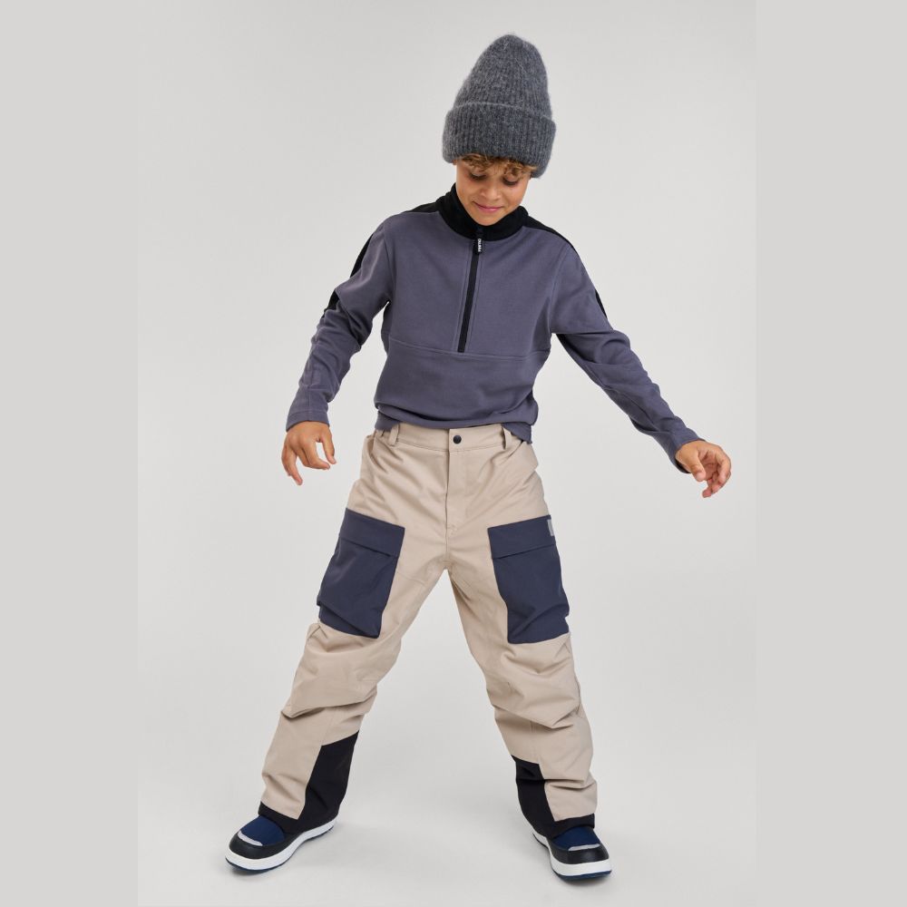 Reima Laduille Mid Layer, Soft Black - Perfect for skiing 