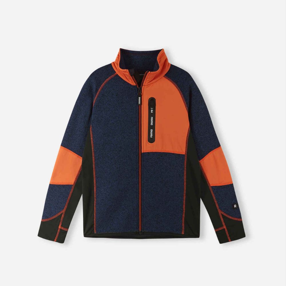 Skiing fleeces new arrivals