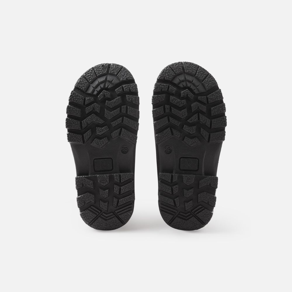 Nike youth snow boots clearance